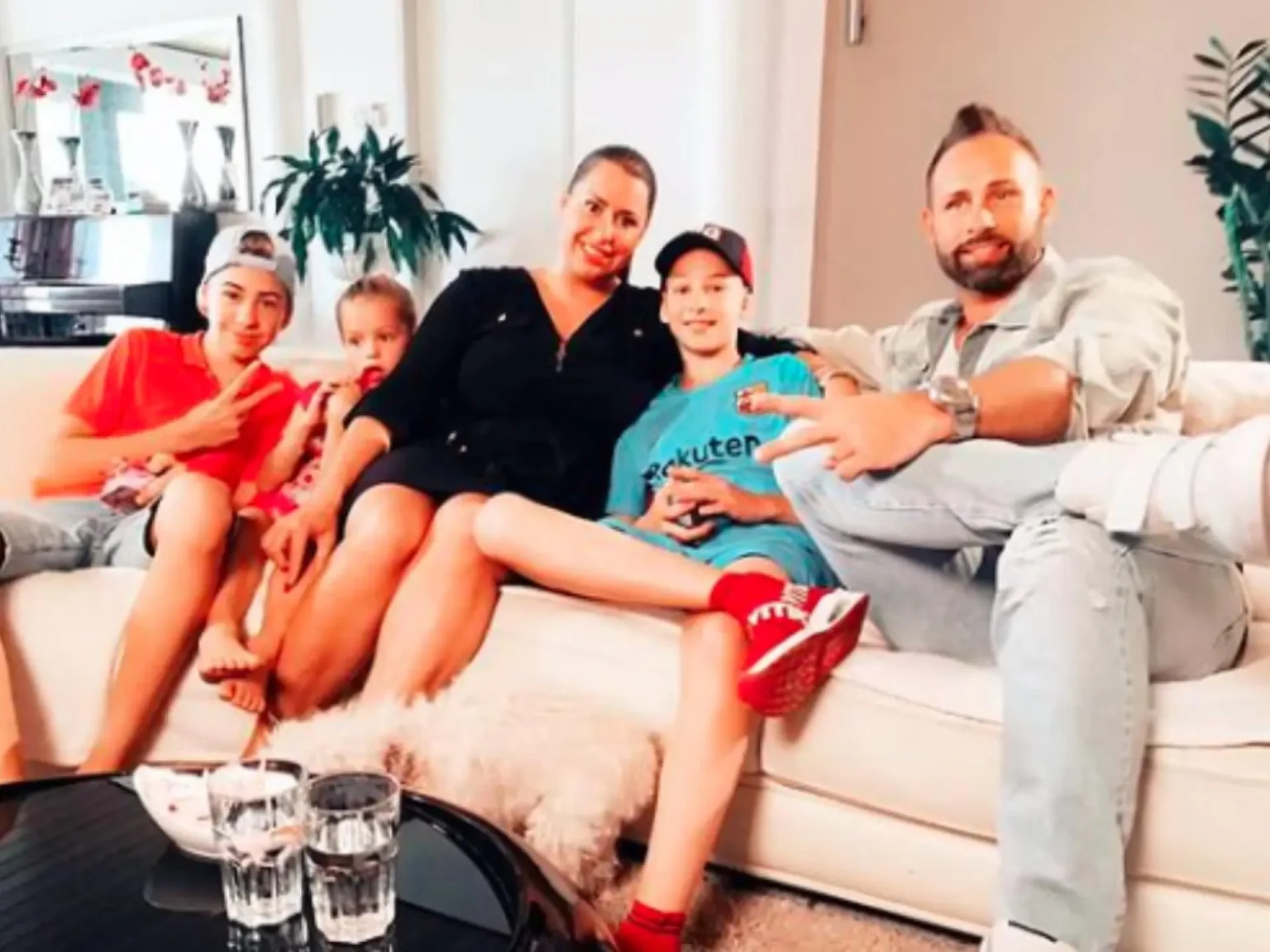 virginia und andrew weiß nationalität